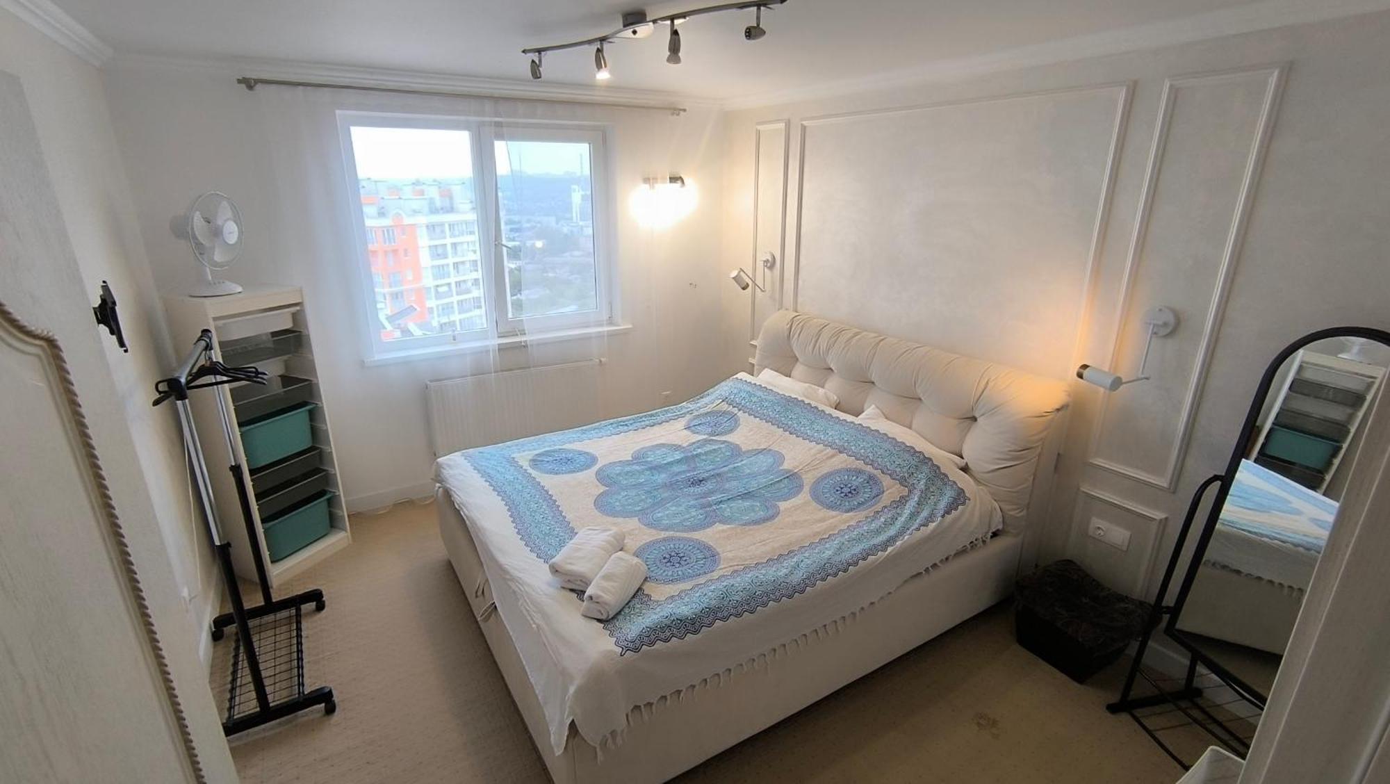 Комната С Двухместной Кроватью В Квартире С Общим Душем И Кухней, Double Room In A Guest Apartment, Camera La Cheie In Apartament Cu Dus, Bucatarie Comuna Chisinau Exterior photo