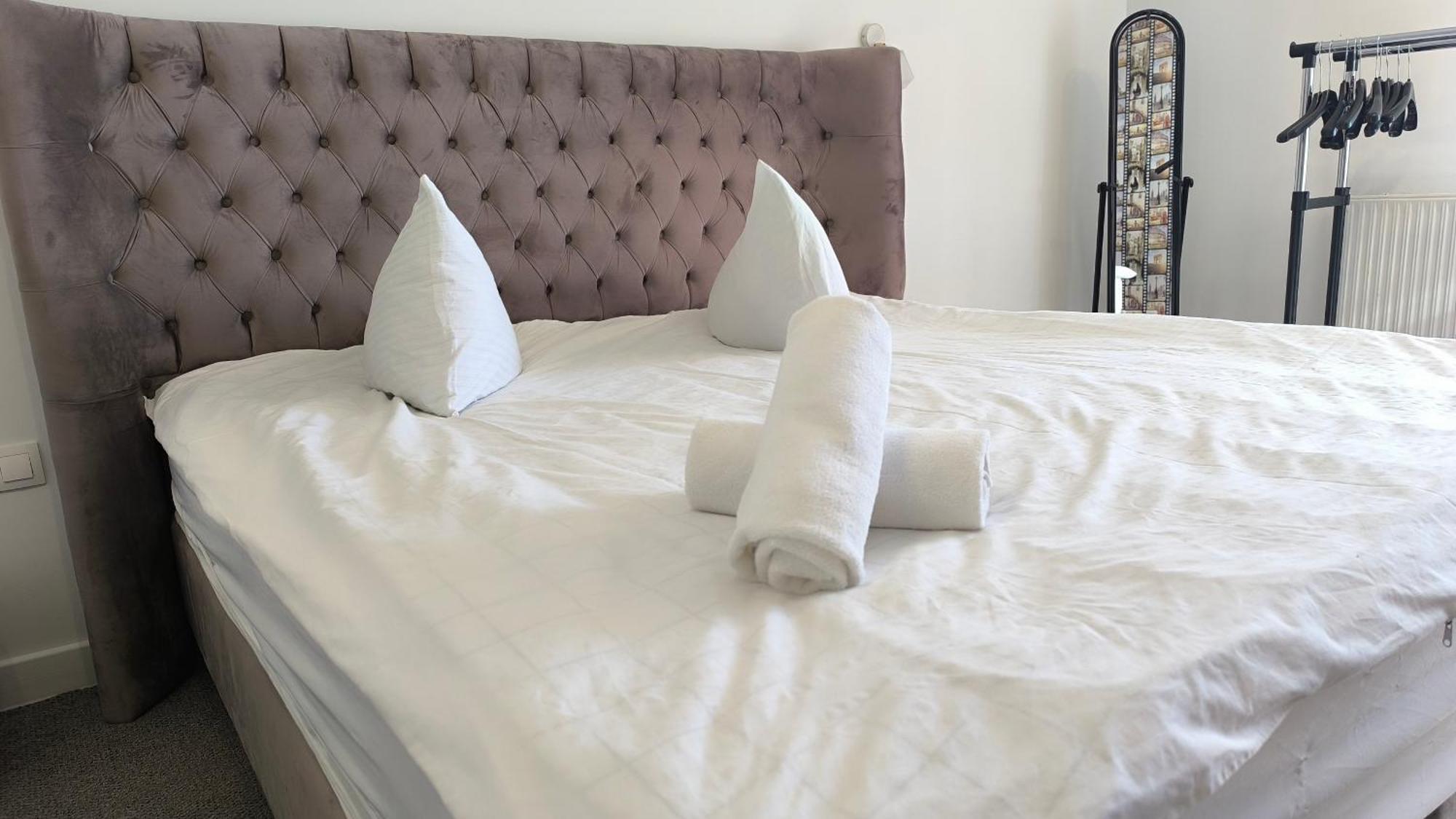 Комната С Двухместной Кроватью В Квартире С Общим Душем И Кухней, Double Room In A Guest Apartment, Camera La Cheie In Apartament Cu Dus, Bucatarie Comuna Chisinau Exterior photo