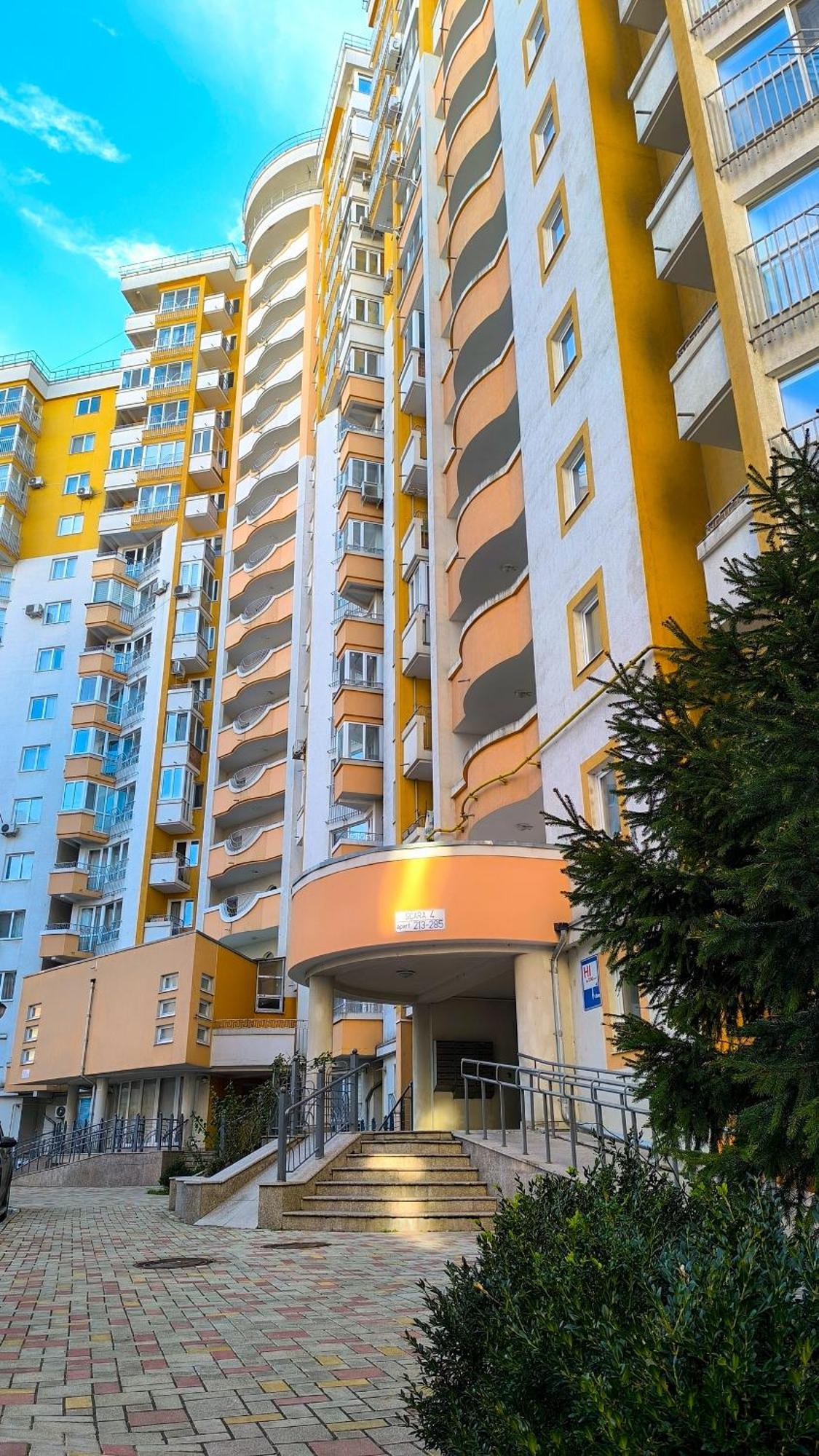 Комната С Двухместной Кроватью В Квартире С Общим Душем И Кухней, Double Room In A Guest Apartment, Camera La Cheie In Apartament Cu Dus, Bucatarie Comuna Chisinau Exterior photo
