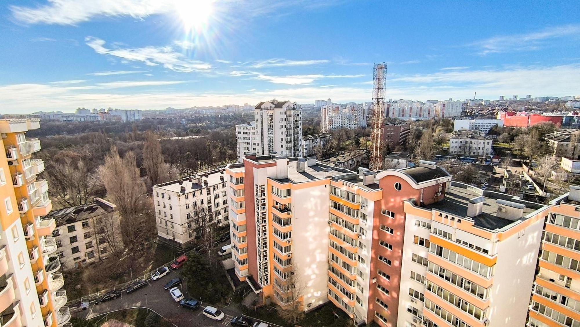 Комната С Двухместной Кроватью В Квартире С Общим Душем И Кухней, Double Room In A Guest Apartment, Camera La Cheie In Apartament Cu Dus, Bucatarie Comuna Chisinau Exterior photo