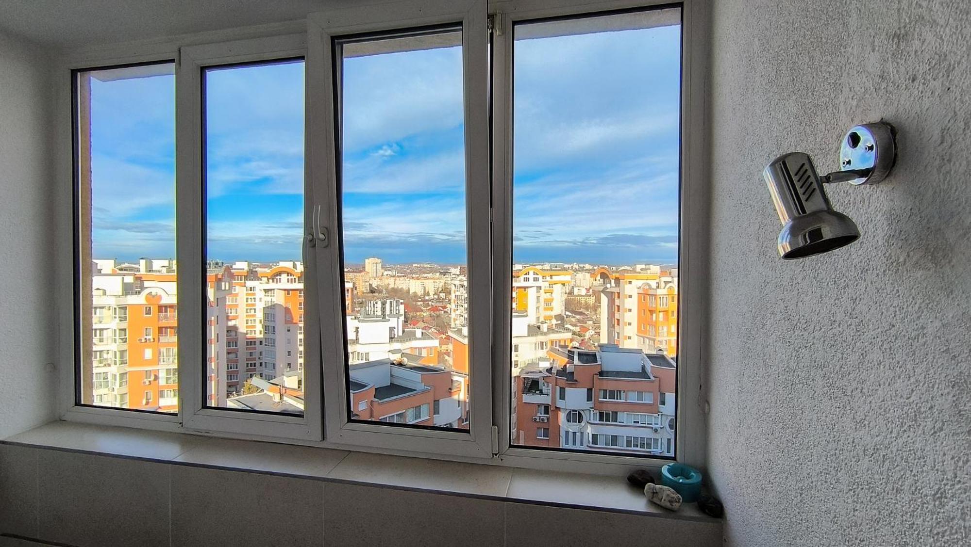Комната С Двухместной Кроватью В Квартире С Общим Душем И Кухней, Double Room In A Guest Apartment, Camera La Cheie In Apartament Cu Dus, Bucatarie Comuna Chisinau Exterior photo