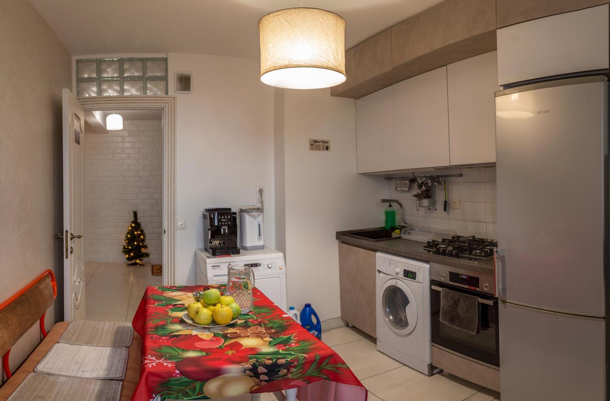 Комната С Двухместной Кроватью В Квартире С Общим Душем И Кухней, Double Room In A Guest Apartment, Camera La Cheie In Apartament Cu Dus, Bucatarie Comuna Chisinau Exterior photo